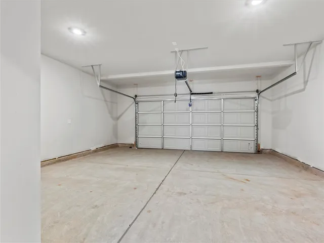 $389,900 | 560 Ward Wilson Trail, Duncan, SC 29334