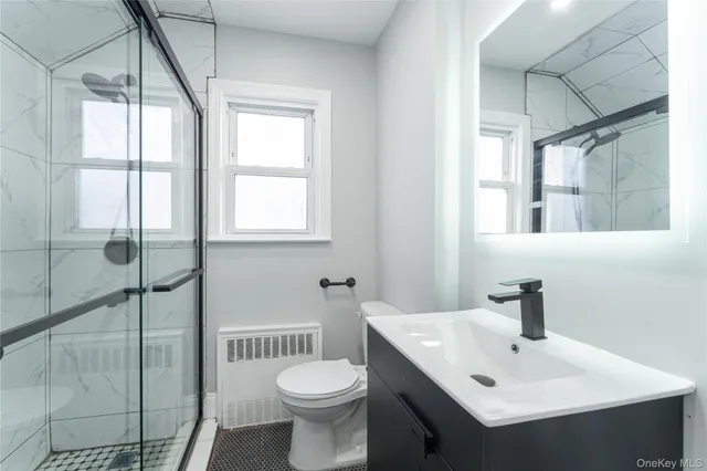 $1,179,000 | 17031 Grand Central Parkway | Hillcrest