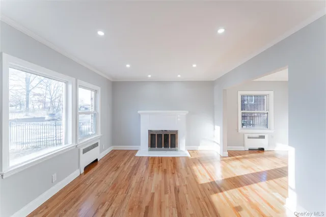 $1,179,000 | 17031 Grand Central Parkway | Hillcrest