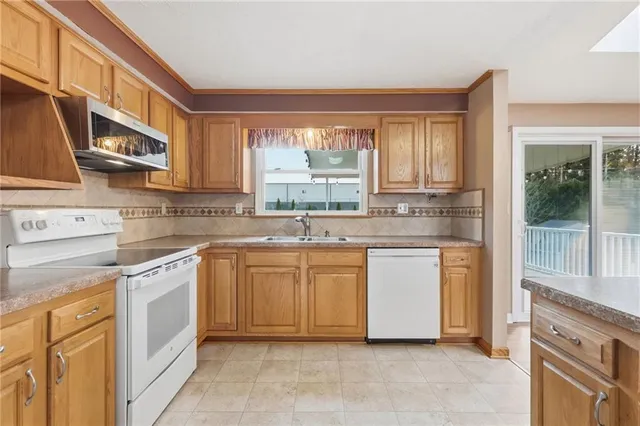 $359,000 | 127 Clearbrook Drive, Cranberry Township, PA 16066