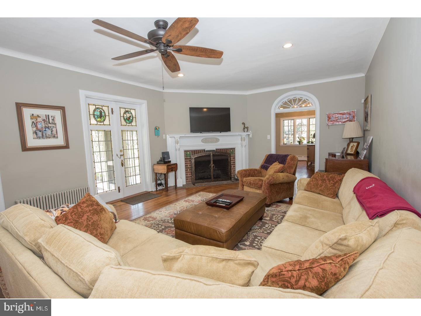 515 Brookside Avenue Wayne, PA 19087 - Photo 12 of 25 Living Room