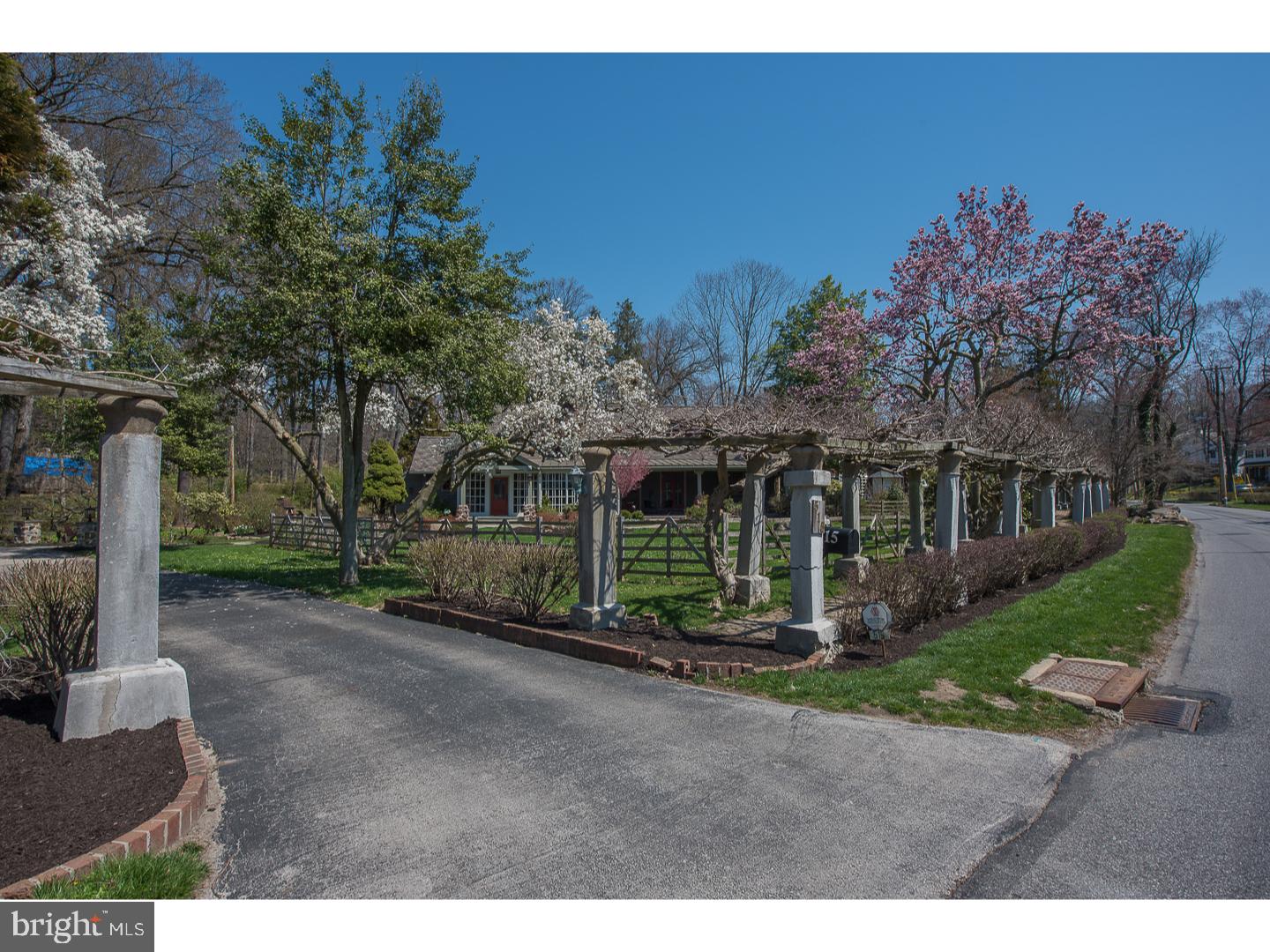 515 Brookside Avenue Wayne, PA 19087 - Photo 22 of 25 Front Yard