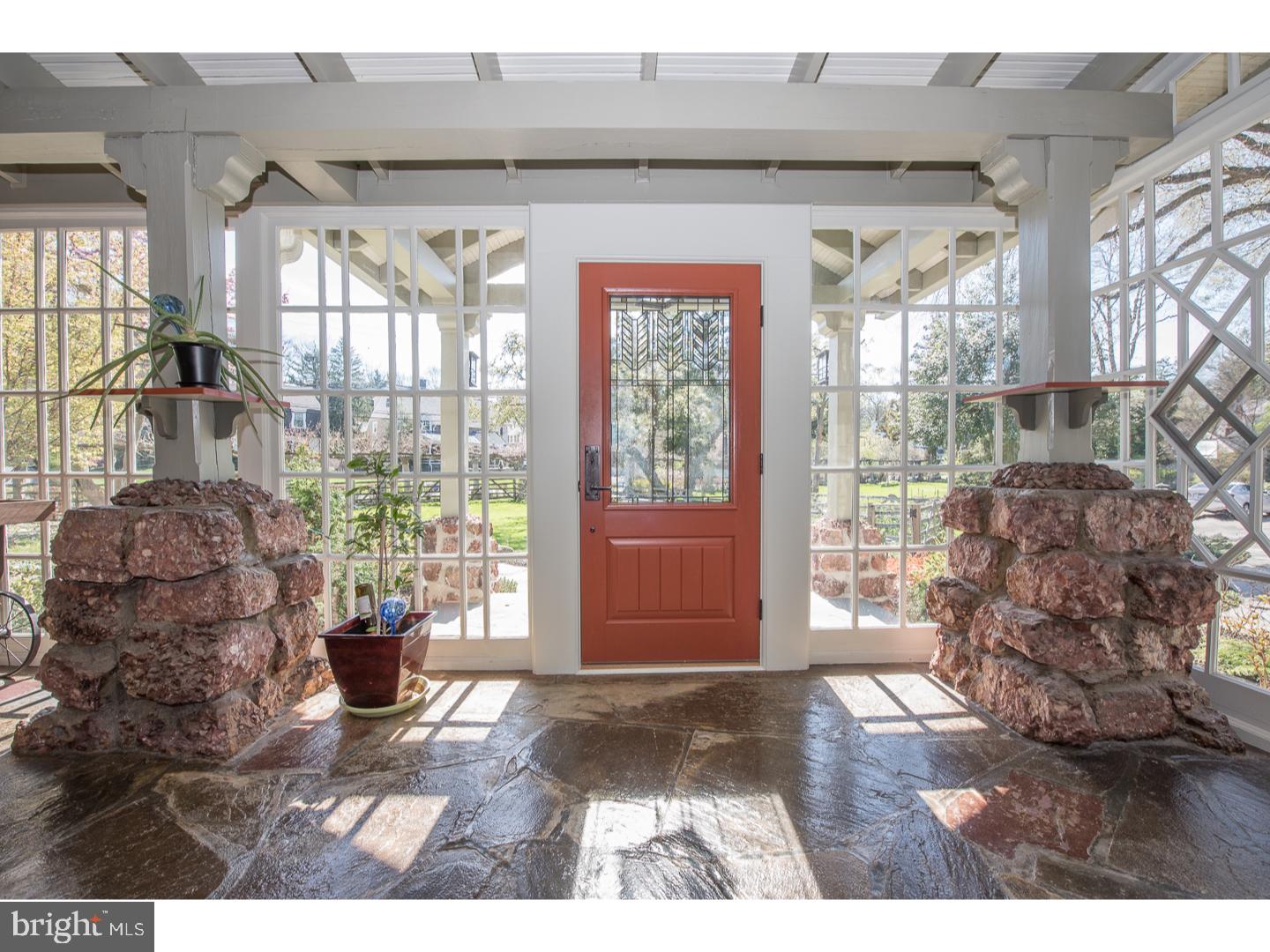 515 Brookside Avenue Wayne, PA 19087 - Photo 4 of 25 Porch