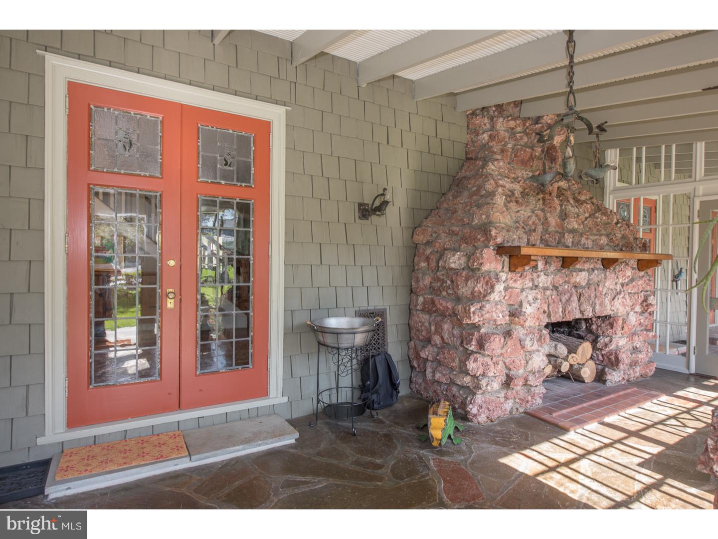 515 Brookside Avenue Wayne, PA 19087 - Photo 5 of 25 Porch