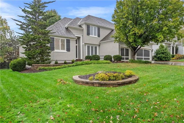 $845,000 | 15064 Sherwood Road, Leawood, KS 66224
