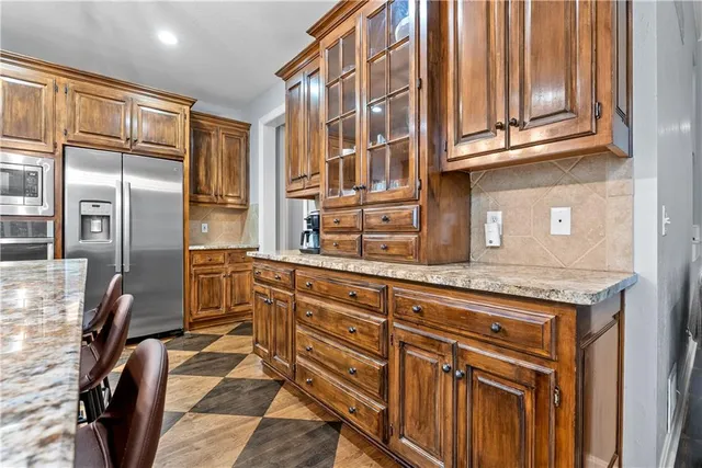 $850,000 | 15064 Sherwood Road, Leawood, KS 66224