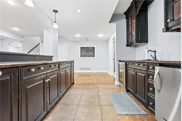 $850,000 | 15064 Sherwood Road, Leawood, KS 66224