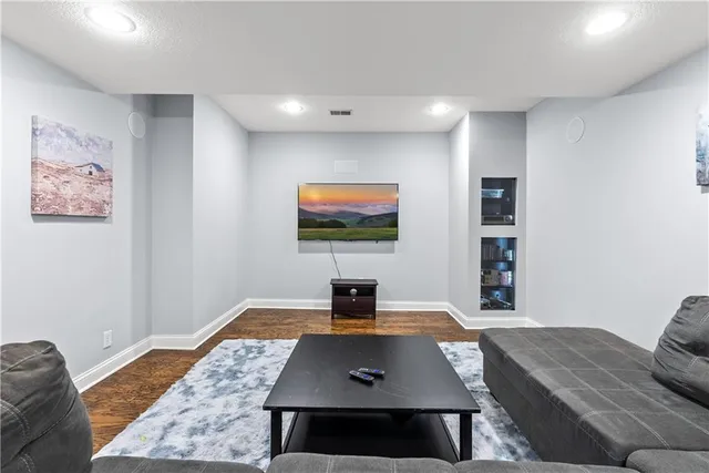 $850,000 | 15064 Sherwood Road, Leawood, KS 66224