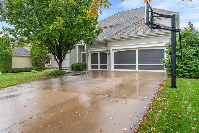 $850,000 | 15064 Sherwood Road, Leawood, KS 66224