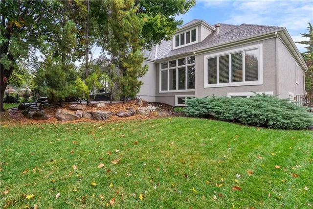 $850,000 | 15064 Sherwood Road, Leawood, KS 66224