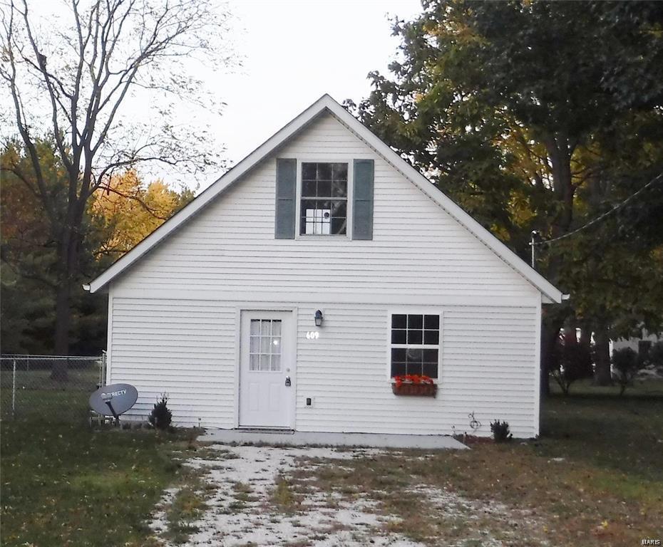 609 Madison Street Kane, IL 62054 - Photo 1 of 11 Gallery Image 1