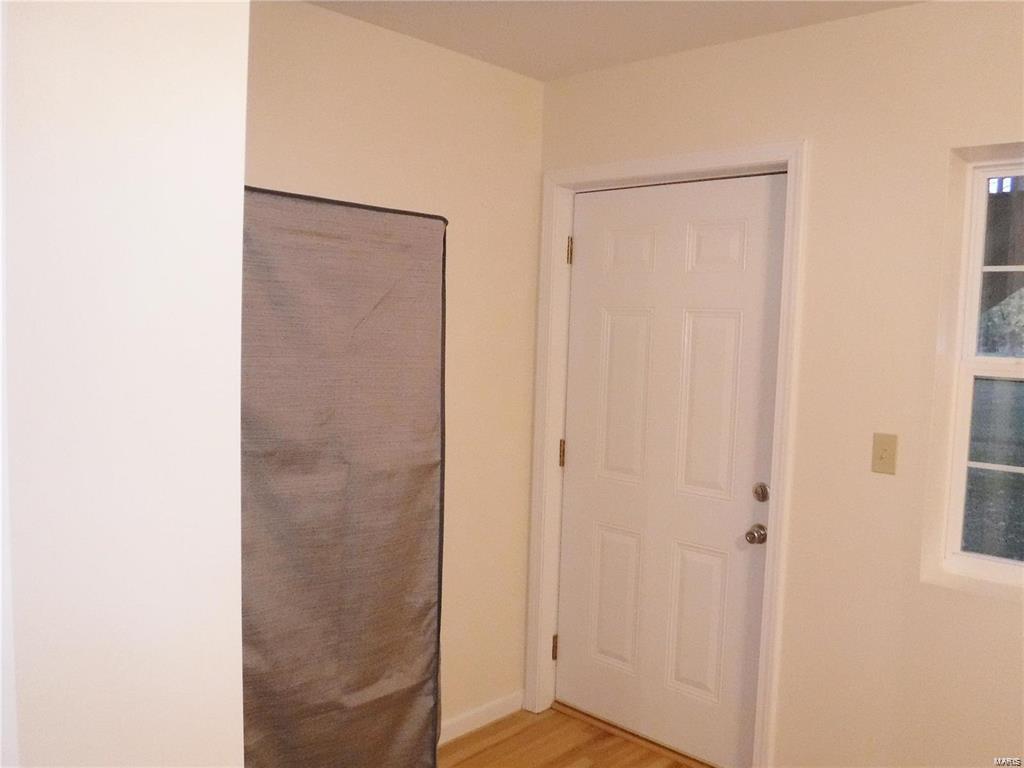 609 Madison Street Kane, IL 62054 - Photo 6 of 11 Gallery Image 6