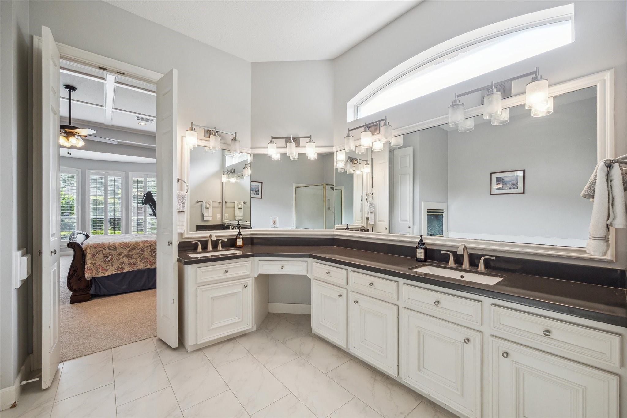 13627 Ashley Run Houston, TX 77077 - Photo 21 of 28 a kitchen with a sink and cabinets