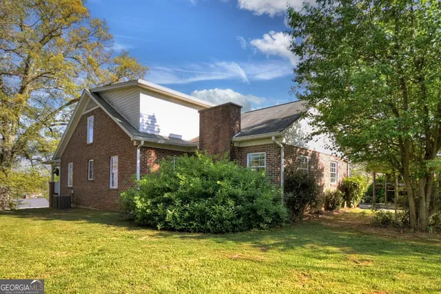 $477,850 | 456 La Vista Drive, Blue Ridge, GA 30513