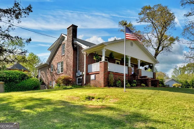 $477,850 | 456 La Vista Drive, Blue Ridge, GA 30513