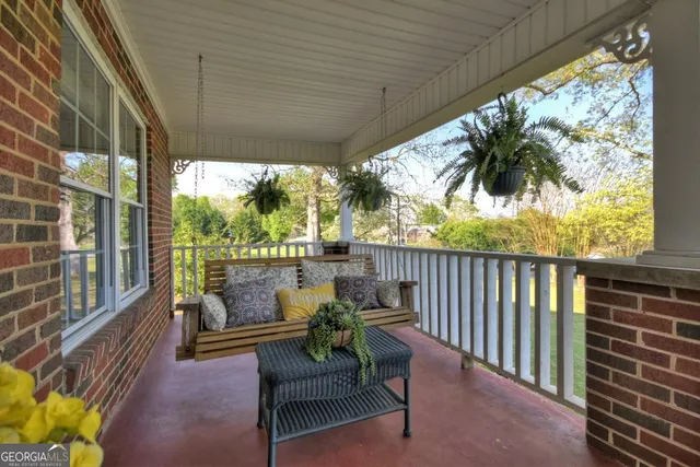 $477,850 | 456 La Vista Drive, Blue Ridge, GA 30513