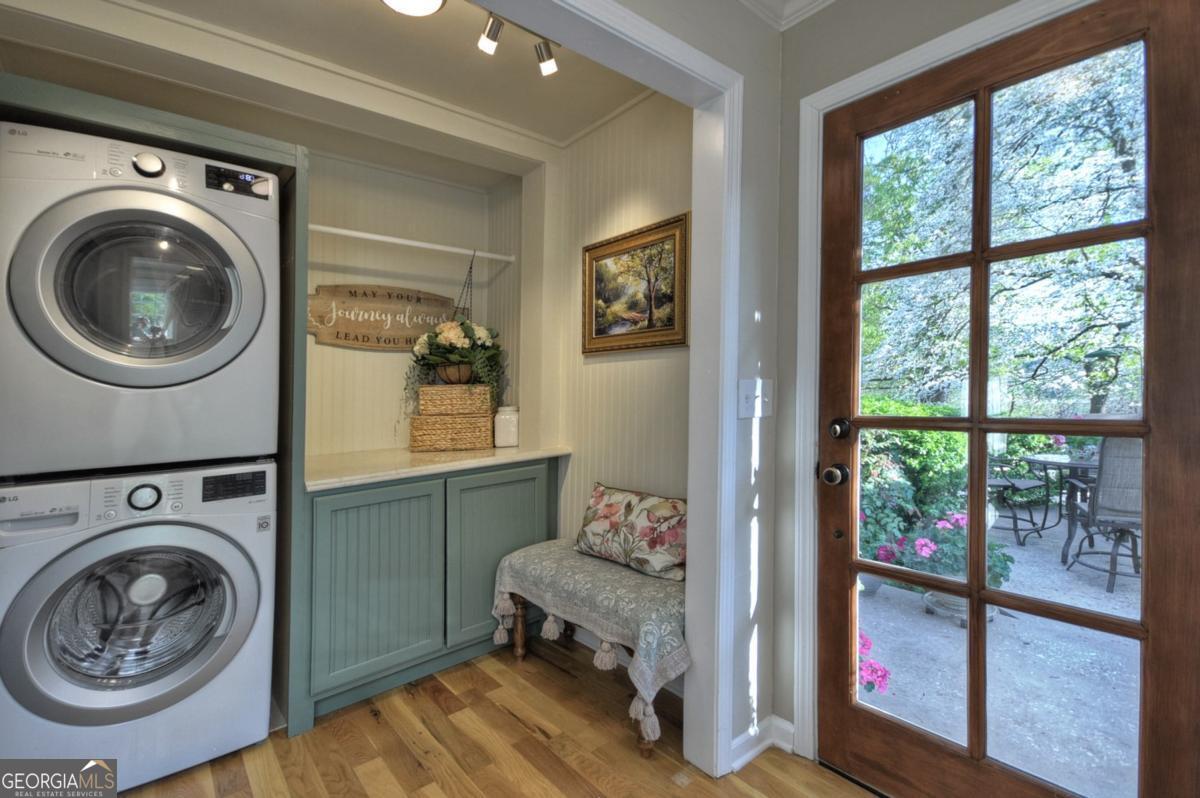 456 La Vista Drive Blue Ridge, GA 30513 - Photo 3 of 42