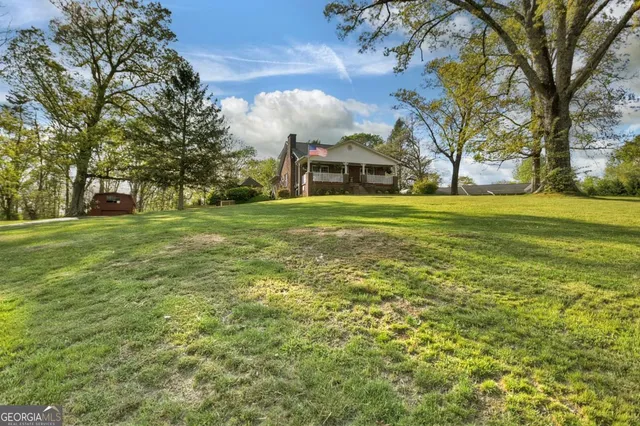 $477,850 | 456 La Vista Drive, Blue Ridge, GA 30513