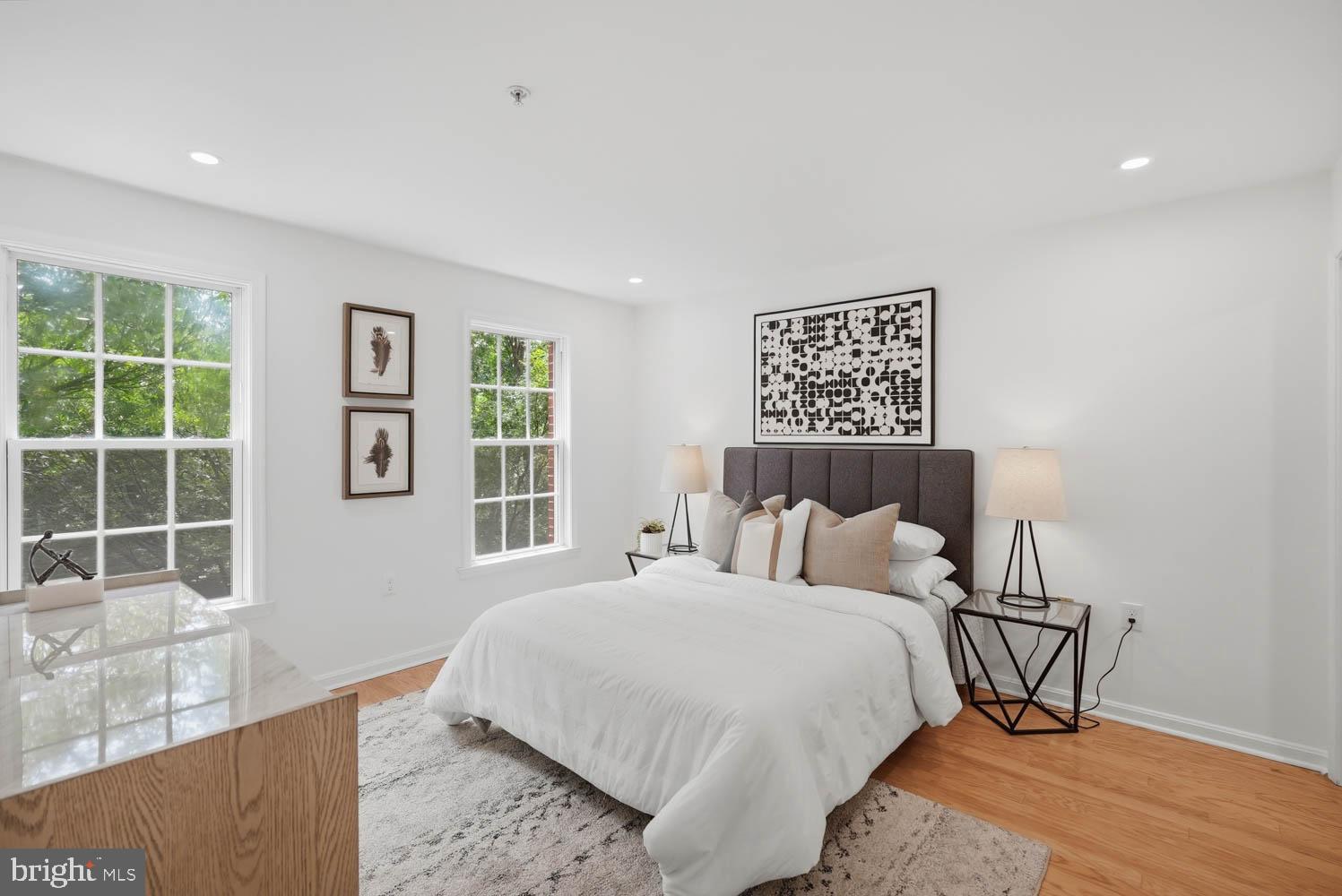 1935 Belmont Road Northwest, Unit 1122 Washington, DC 20009 - Photo 19 of 24