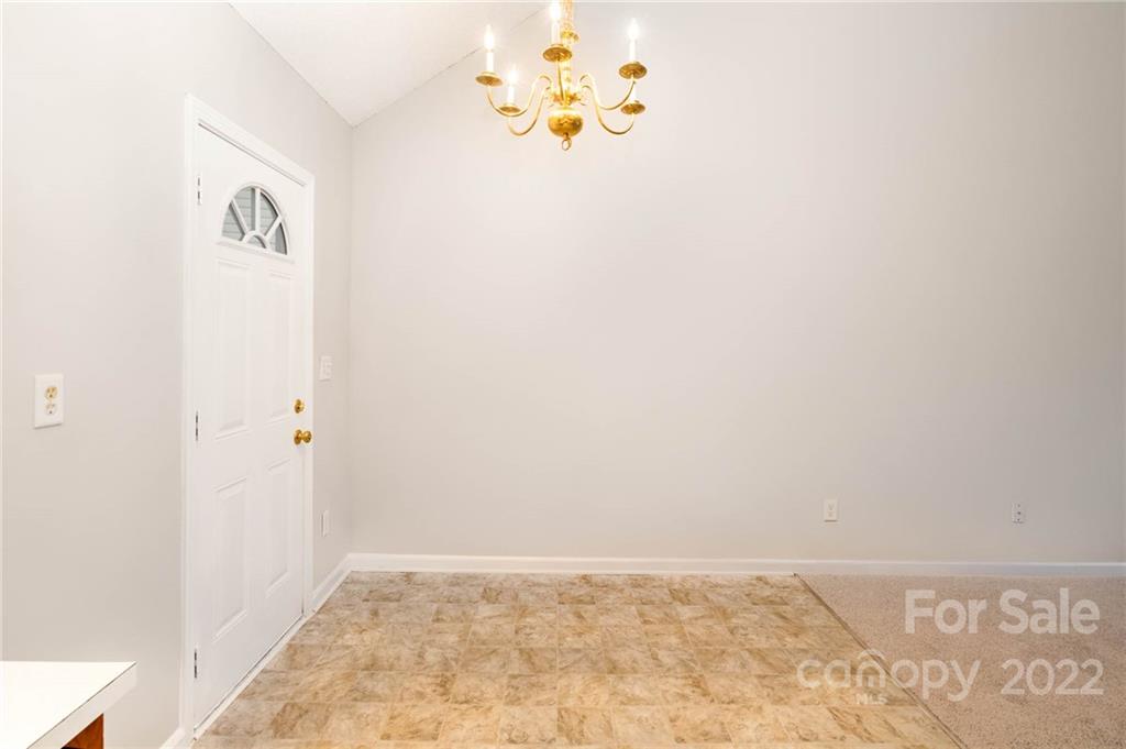 2800 Oneida Road Charlotte, NC 28269 - Photo 7 of 18 a view of an empty room