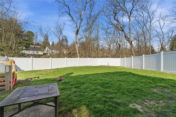 $230,000 | 6417 Helen Street, South Park, PA 15129