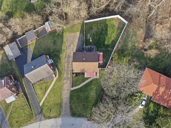 $230,000 | 6417 Helen Street, South Park, PA 15129