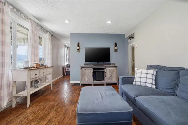 $230,000 | 6417 Helen Street, South Park, PA 15129