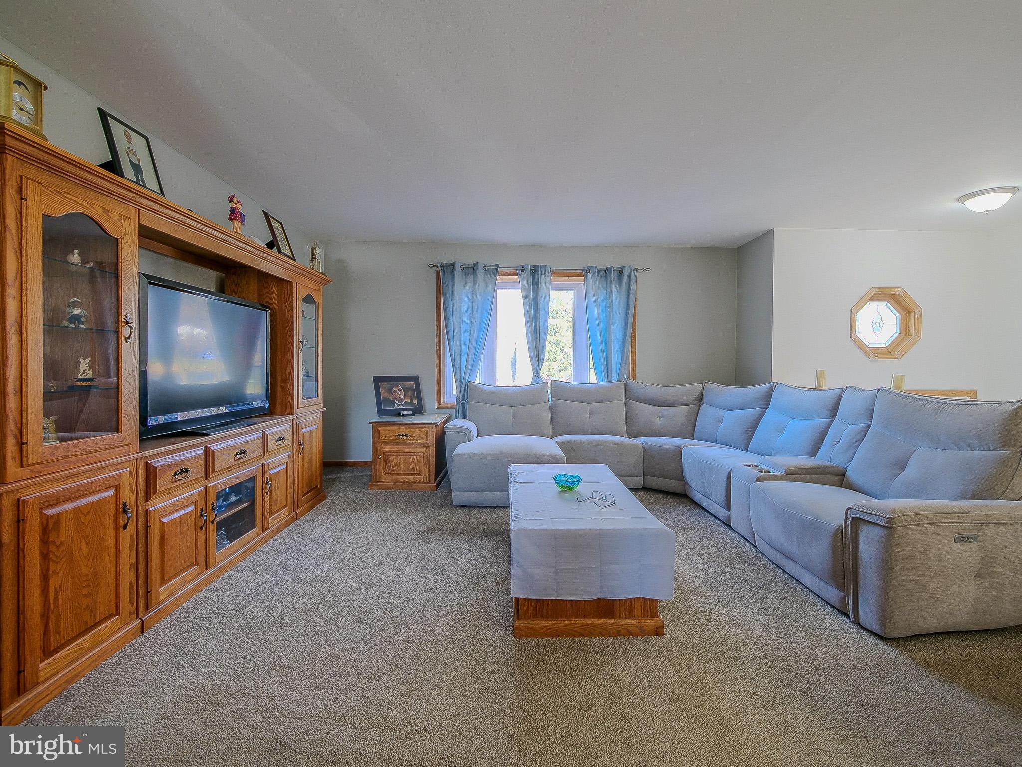 325 Willowbrook Road Marcus Hook, PA 19061 - Photo 5 of 50 Gallery Image 5