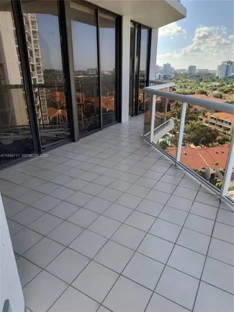 $4,200 | 3610 Yacht Club Drive, Unit 1416, Aventura, FL 33180