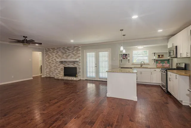 $2,800 | 13128 Kerr Trail, Farmers Branch, TX 75244