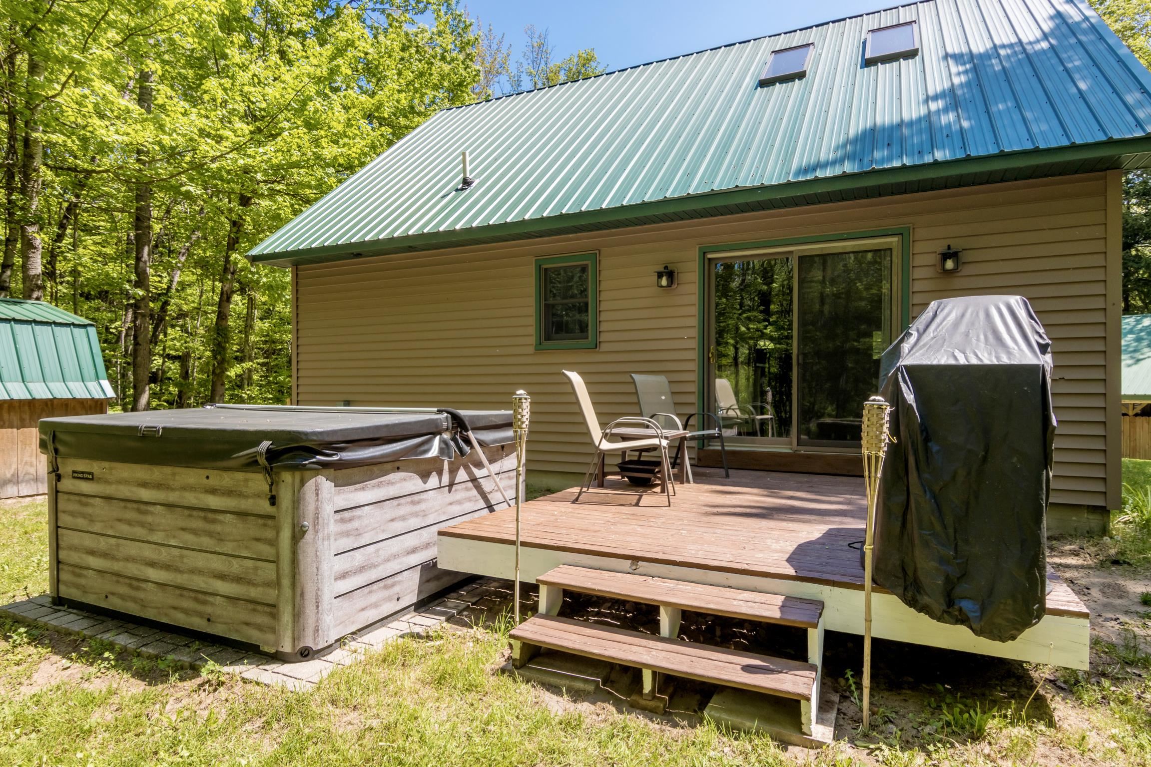 16862 Healy Lake Road Thompsonville, MI 49683 - Photo 6 of 32
