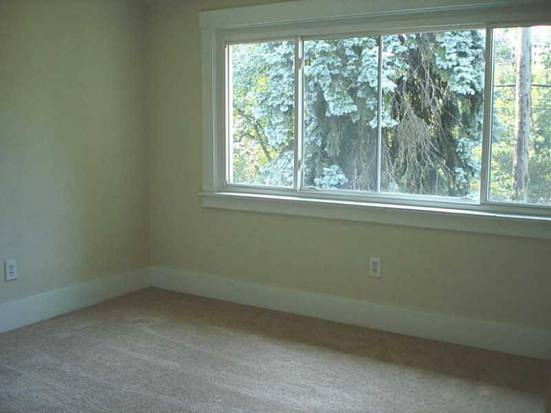 121 Freeport Road Aspinwall, PA 15215 - Photo 16 of 20 Bedroom. Bedroom #2. Lots of Sunlight.