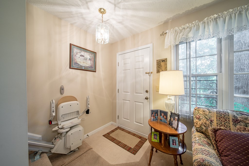 6101 River Road, Unit 42 Columbus, GA 31904 - Photo 7 of 28 a living room with furniture and a window