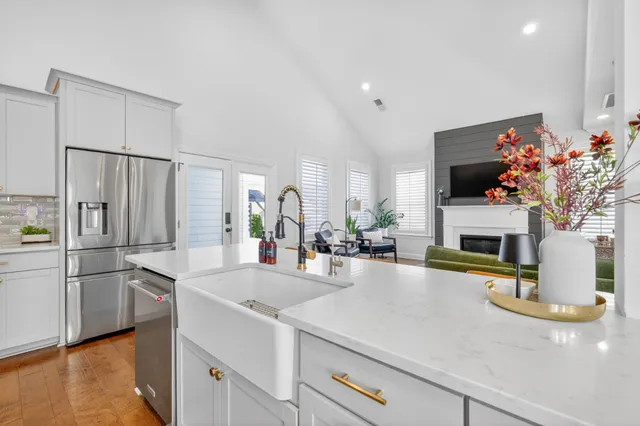 $1,025,000 | 3213 Vinemont Drive, Thompson's Station, TN 37179