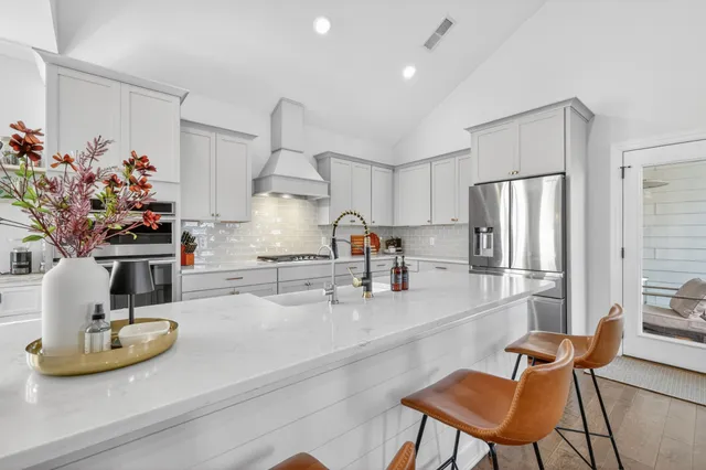 $1,025,000 | 3213 Vinemont Drive, Thompson's Station, TN 37179