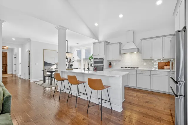 $1,025,000 | 3213 Vinemont Drive, Thompson's Station, TN 37179