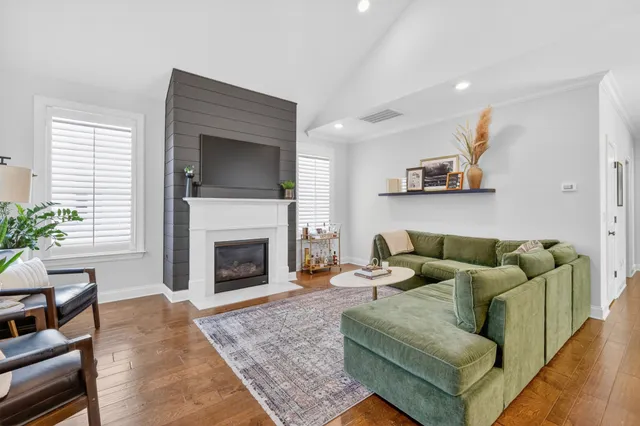 $1,025,000 | 3213 Vinemont Drive, Thompson's Station, TN 37179