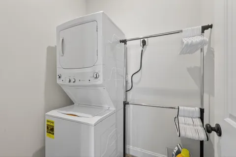 $990,000 | 3213 Vinemont Drive, Thompson's Station, TN 37179