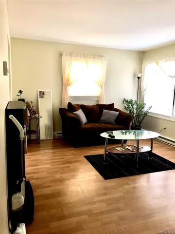 $1,700 | 382 County Route 22, Unit 1, Middletown, NY 10940