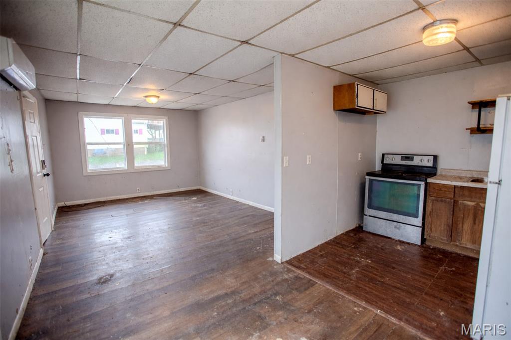 401 West Rolla Road Salem, MO 65560 - Photo 10 of 18