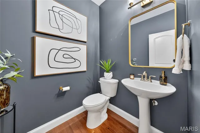 $639,900 | 355 Countryshire Drive, Lake St. Louis, MO 63367