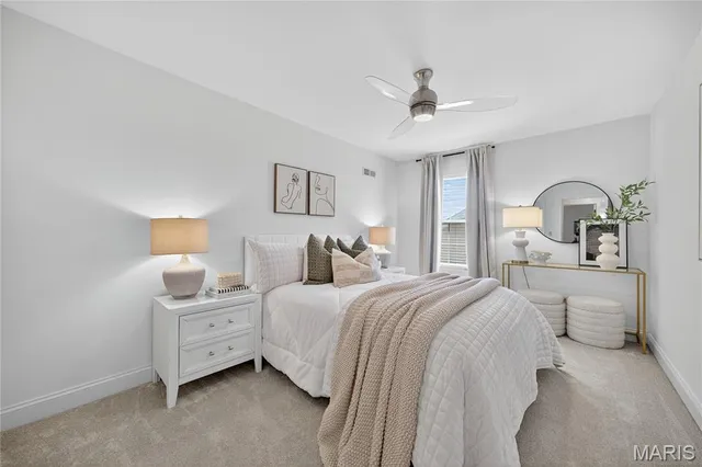 $639,900 | 355 Countryshire Drive, Lake St. Louis, MO 63367