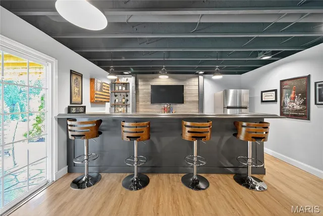 $639,900 | 355 Countryshire Drive, Lake St. Louis, MO 63367