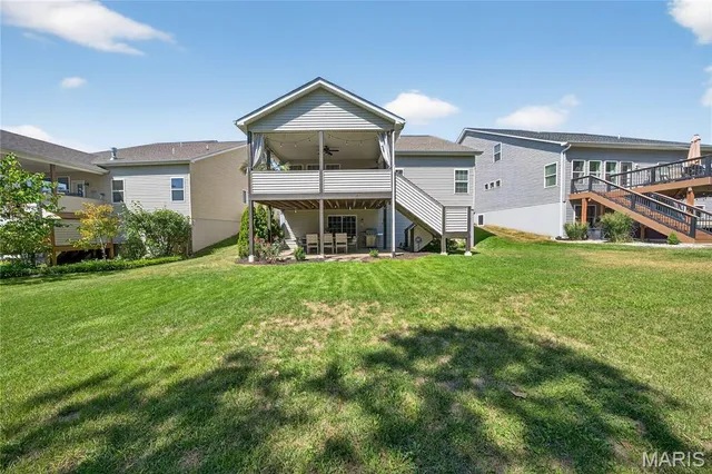 $639,900 | 355 Countryshire Drive, Lake St. Louis, MO 63367