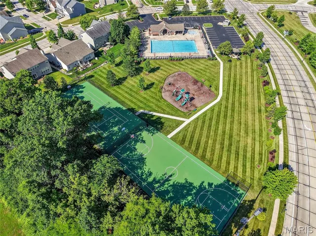 $639,900 | 355 Countryshire Drive, Lake St. Louis, MO 63367