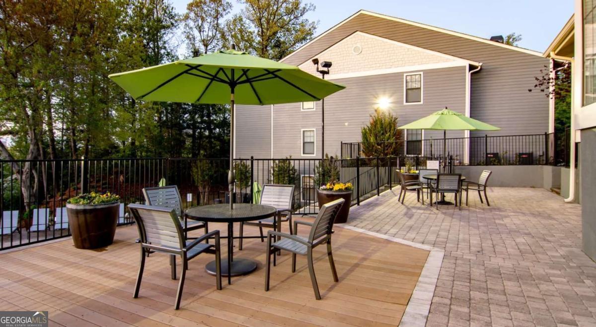 100 Pinhurst Drive, Unit 1118L Atlanta, GA 30339 - Photo 13 of 36