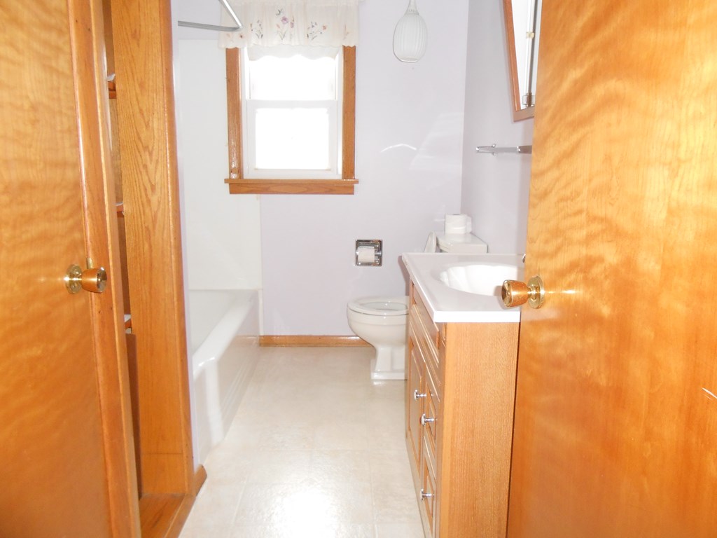 164 South Main Street Seneca, PA 16346 - Photo 14 of 24