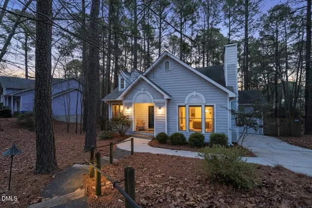 $500,000 | 1804 Old Oxford Road, Chapel Hill, NC 27514