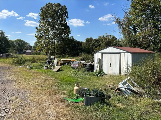 $18,000 | 50 Lyons Avenue, Fairchance, PA 15436