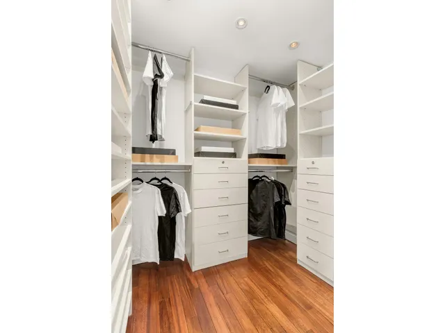 $1,750,000 | 230 East 79th Street, Unit 12CD | Upper East Side